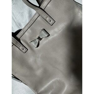 Candies Gray Faux Leather Shoulder‎ Bag Silver Bow Accent Zip Top
